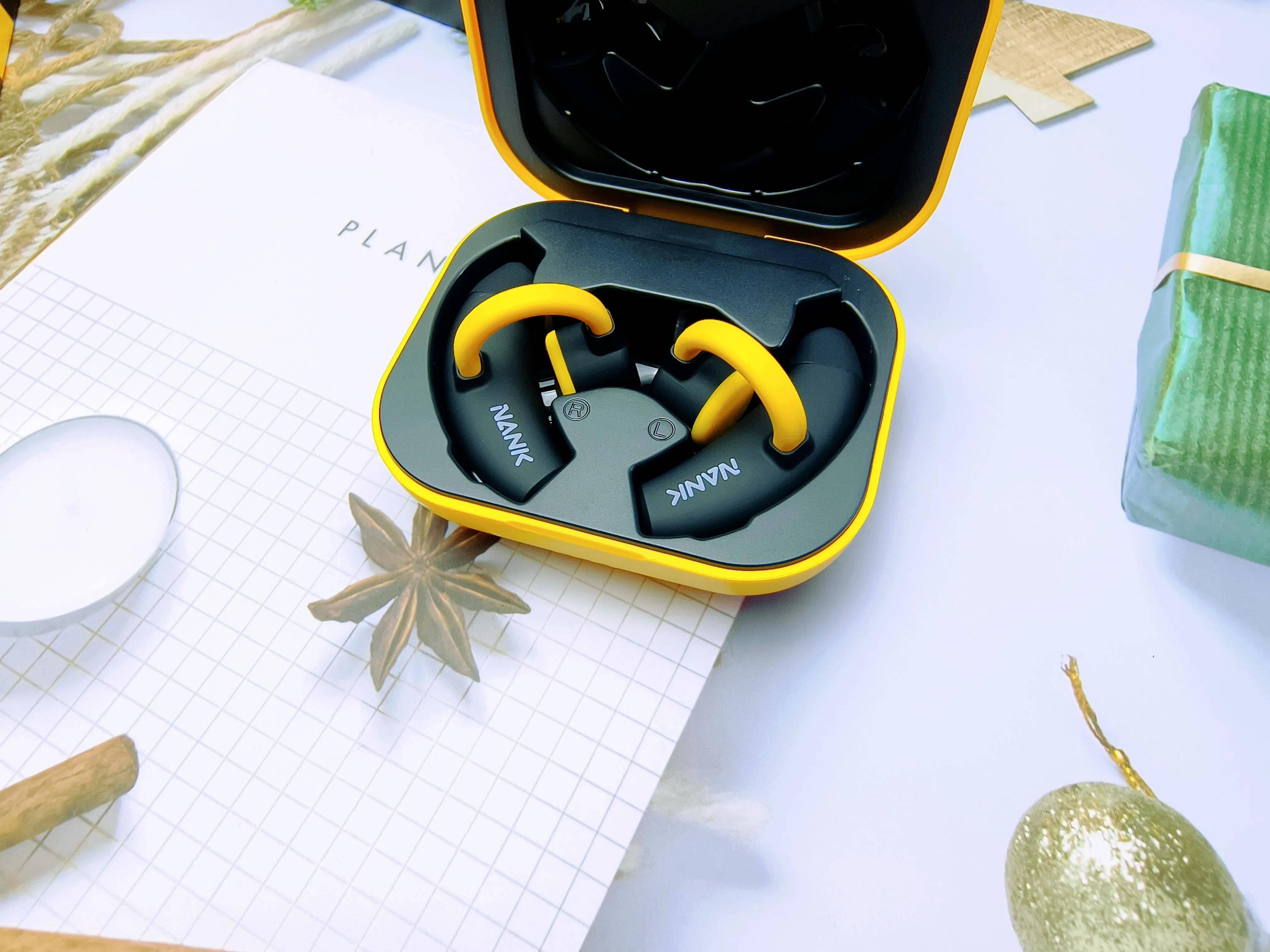 独特犀牛角设计，南卡OE重新定义骨传导新形态