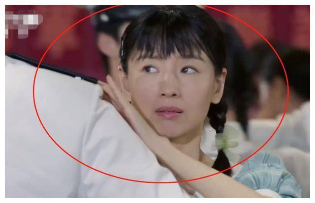 40岁董洁扮美演少女,终究还是回不去"冷清秋"时期_状态_年纪_形象