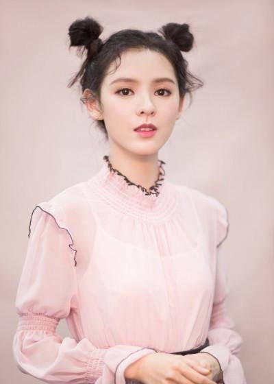 从网红到欢瑞一姐:张予曦和她背后的两个关键男人_王思聪_程若鱼_皇帝