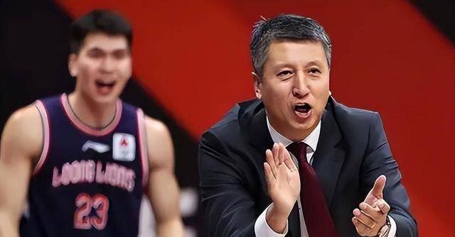 孙乾皓出生在2007年,身高185cm体重85kg,身体强壮跑跳能力也不错.