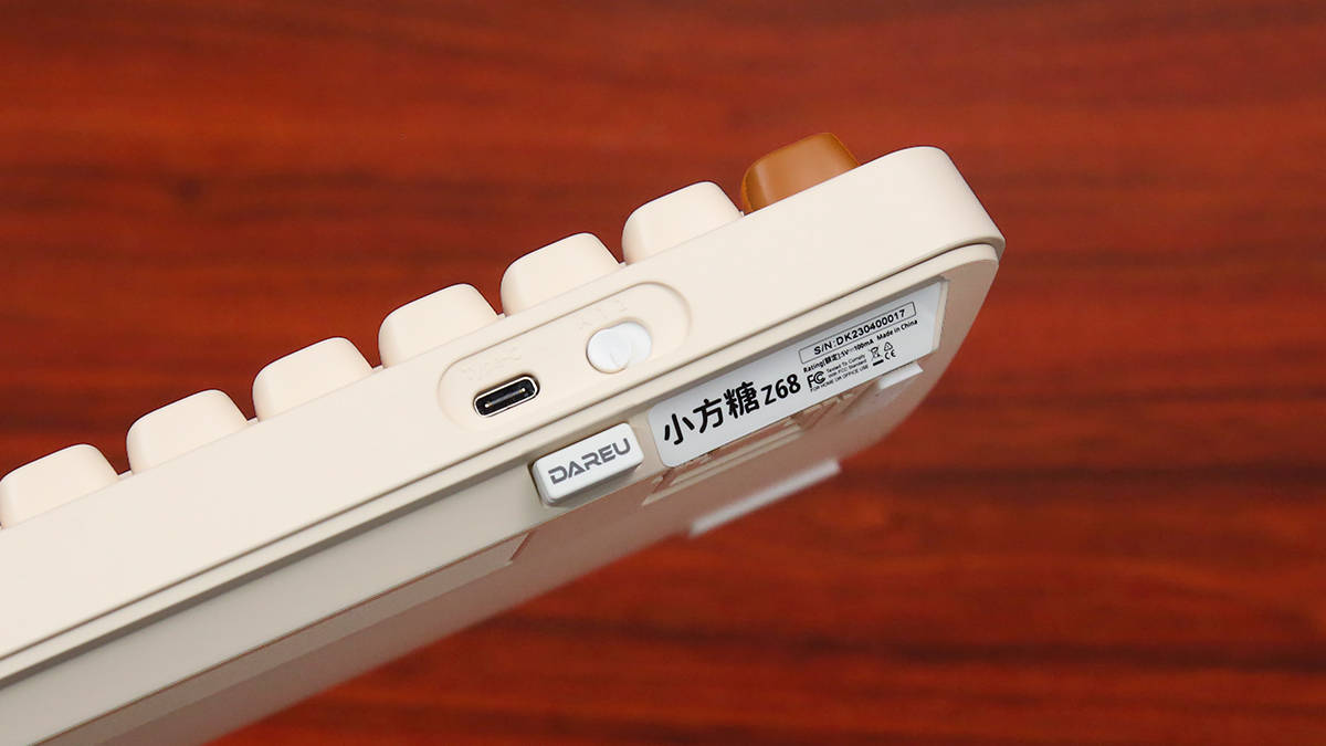 达尔优小方糖Z68三模机械键盘评测：精致又耐看