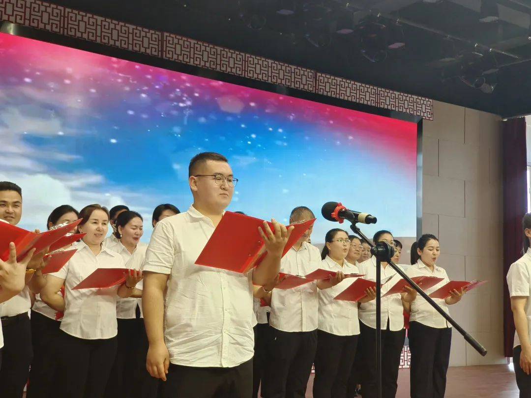 【争做小小石榴籽】——额敏县第二中学铸牢中华民族共同体意识主题