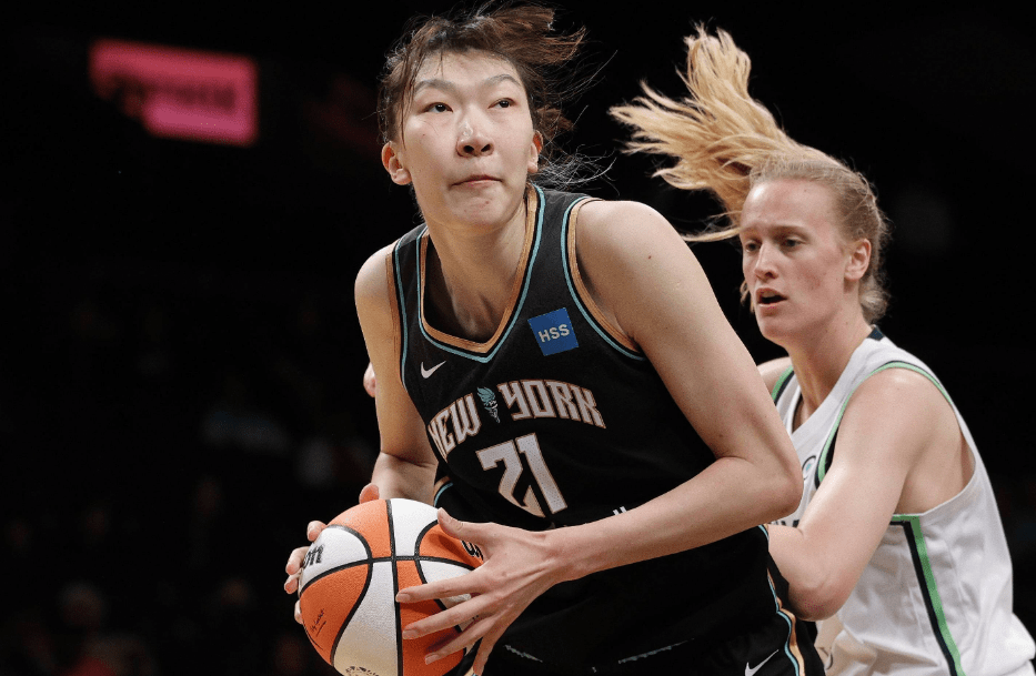 WNBA常规赛目前正如火如荼进行中，不过，中国女篮的两位国手