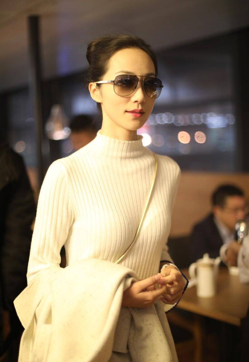 top 80:韩雪:出场费top 80-50名;top 1-小吴周杰伦,王菲,谢霆锋等人不