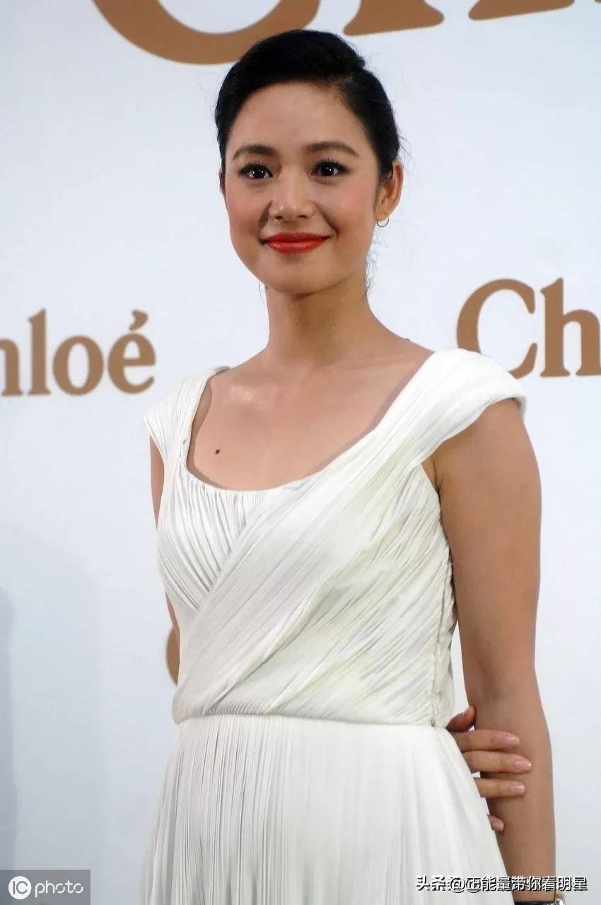 周韵身材性感傲人,导演姜文眼光真毒啊_娱乐_明星_文章