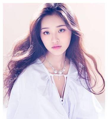 双鱼女温柔,善解人意,骨子里有女人味,吸引了很多男生的注意.
