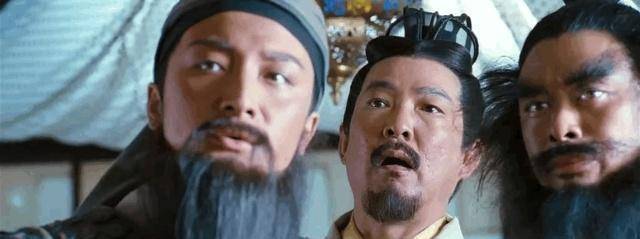 当年看《越光宝盒》笑成狗,黄渤演周瑜,郭德纲演曹操当女装大佬