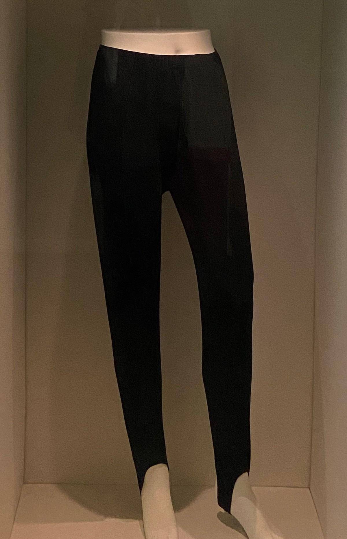 回望80年代的时尚,它不仅仅是现代社会的时尚装扮_款式_衣服_裤子