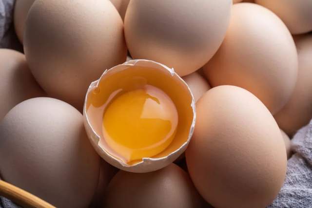 蛋企如何控制鸡蛋的大小，提高养殖效益？