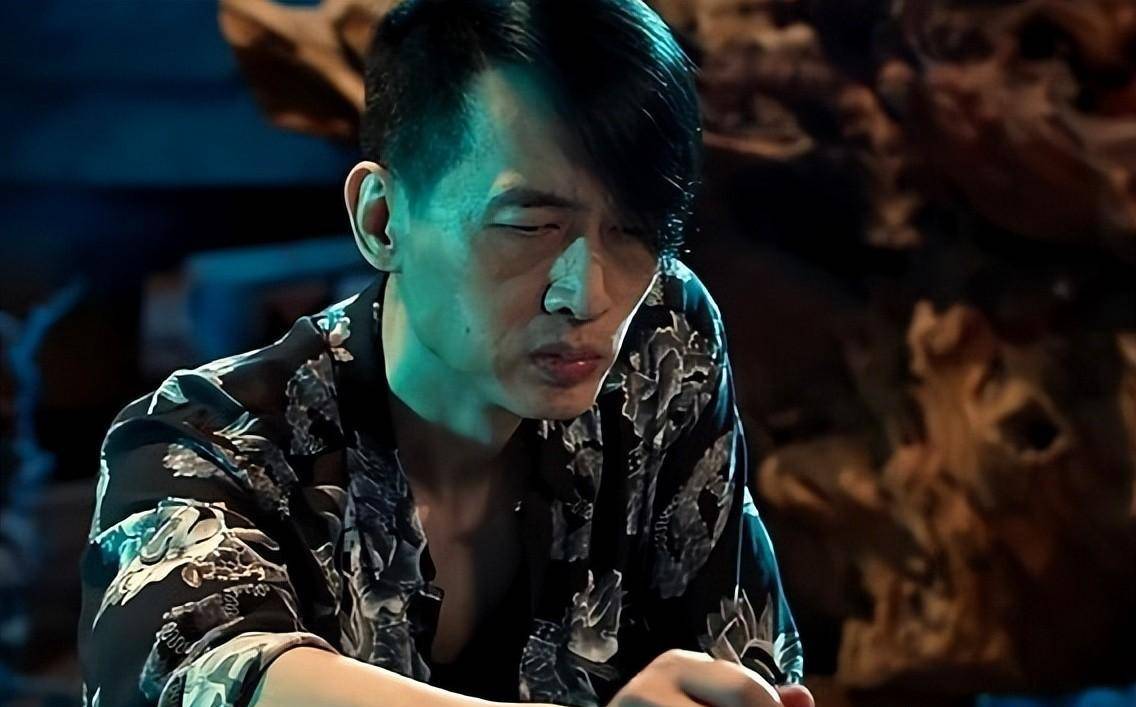 公磊:陈道明的老搭档,被长相耽搁20年的反派"绝活哥"_明珠_角色_观众