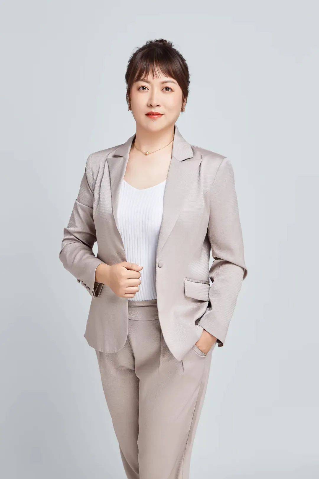 泰康之星|胡晓燕:在市场中历练,在历练中成长_时代_网点_渠道