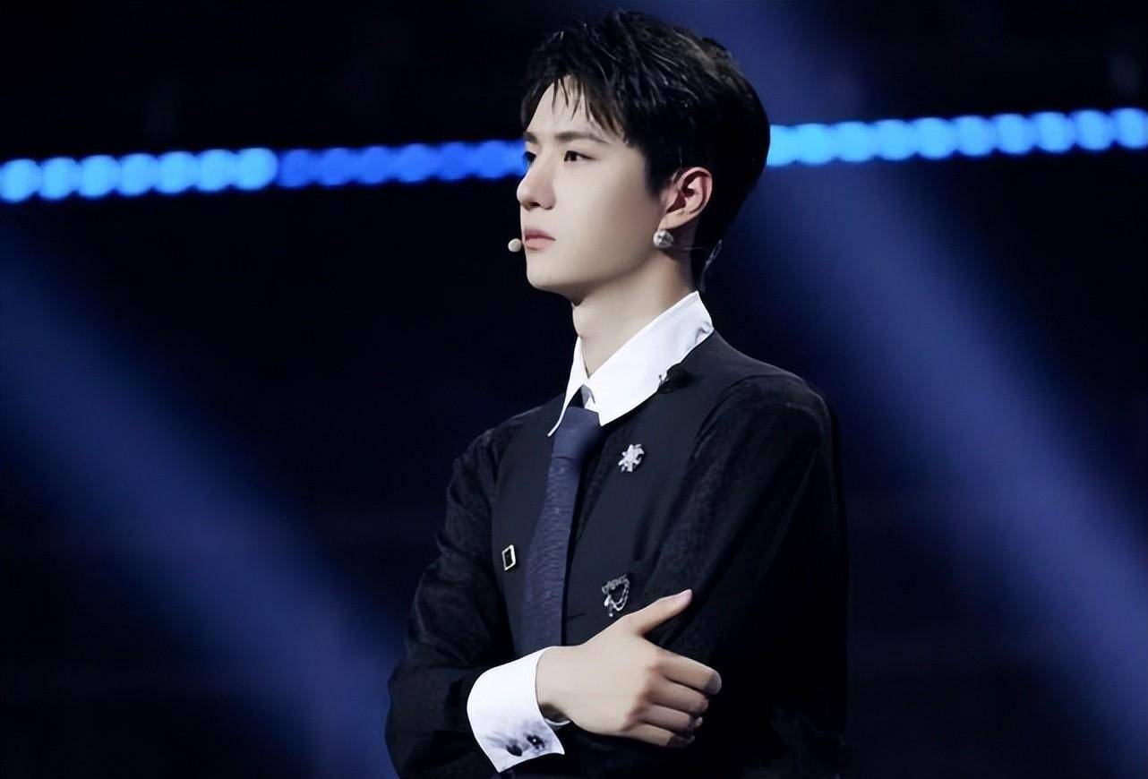 王一博让哪五人成为娱乐圈最强"赌神"_汪涵_耳导_因为