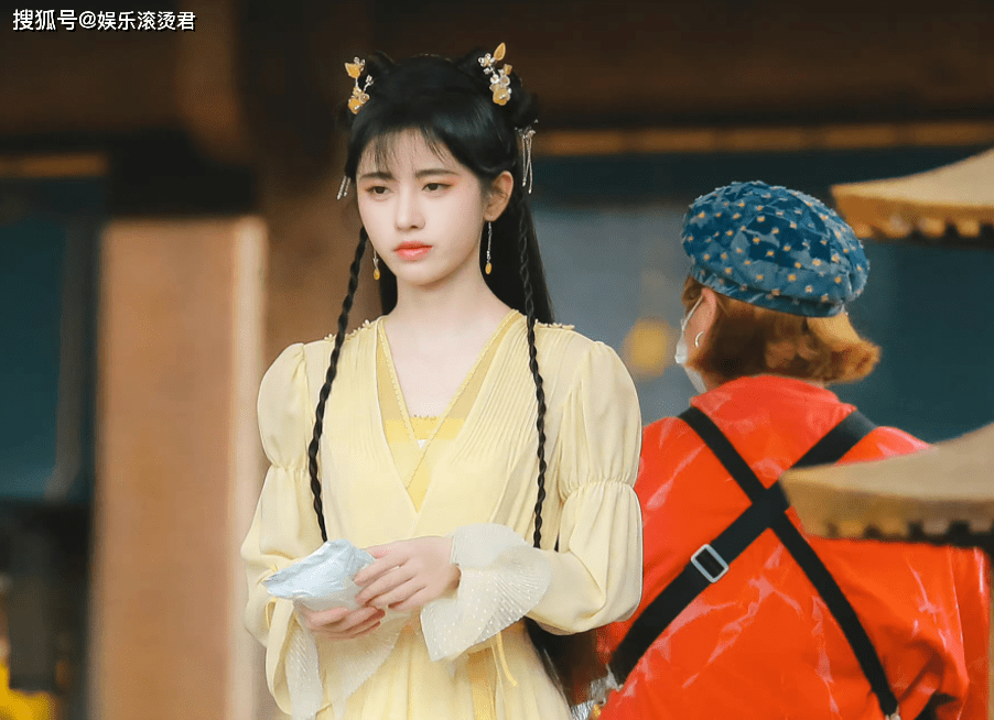 鞠婧祎新剧《花戎》:仅1天就被刷满差评,观众理由出奇一致_永久_时候