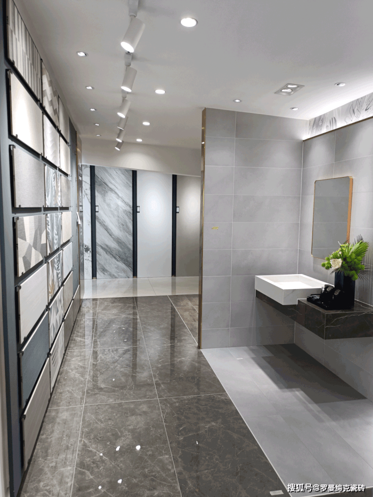 romantic云南文山旗舰店店,420㎡空间美学与实用性的探索_生活_瓷砖