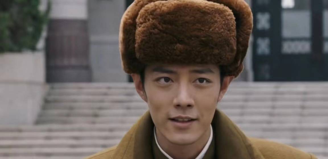 肖战李沁四搭演出《梦中那片海》,两人cp感强,却是阴差阳错_肖春生