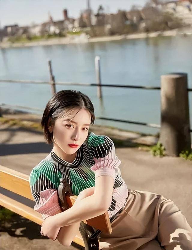 跟她甜美的长相完全不符,随着年龄的增大,阚清子逐渐有自己的主见!