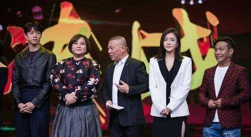 郭德纲当年参加相声大赛输给了贾玲,是真的吗?_比赛_表演_小品
