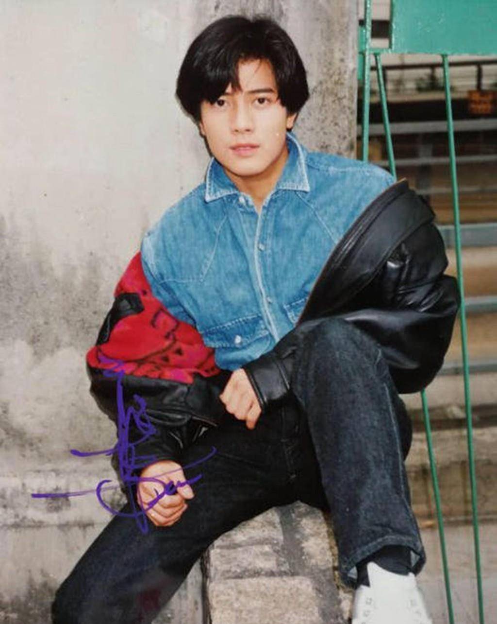 郭富城年轻时三七分配毛衣真帅,与妻子方媛压马路身高是"硬伤"_衣服