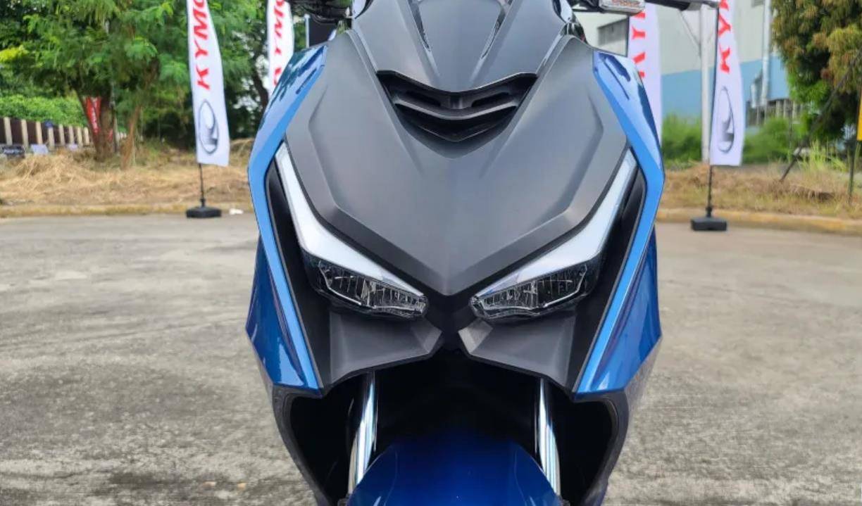 性能平踏板摩托,光阳krv180,性价比高于pcx和nmax_搜狐汽车_搜狐网