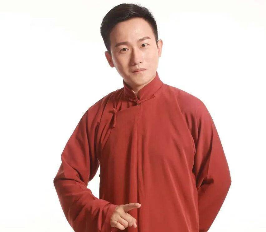 这档节目蹭郭德纲热度也就算了,现在连孟鹤堂也不放过_裘英俊_相声