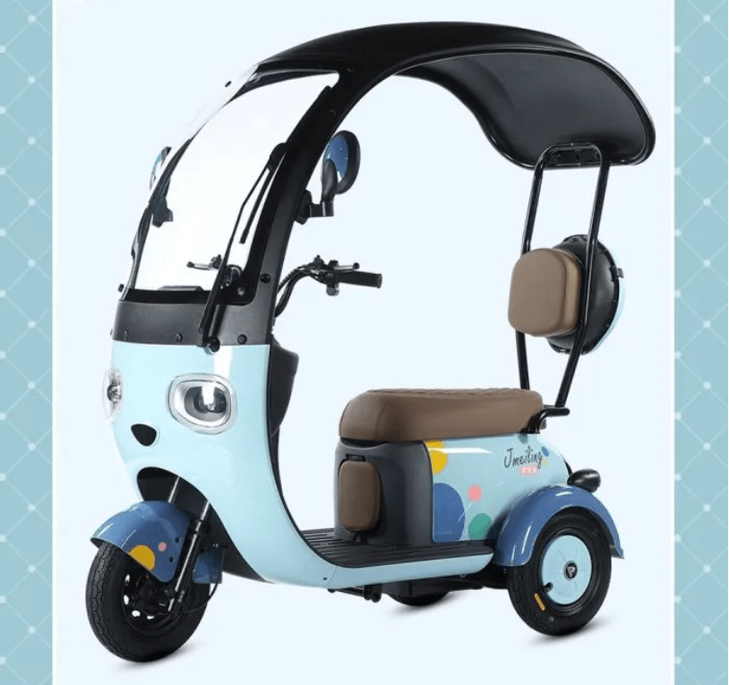 搭载的是500w功率电机,虽然相比较弱了许多,但也是休闲电动三轮车的