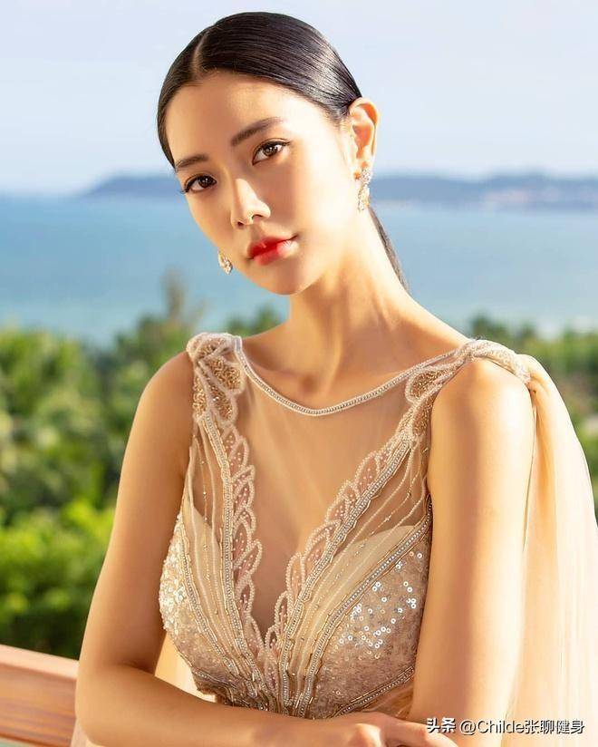 李成敏,英身份韩裔女演员,被誉为"亚洲第一女子".