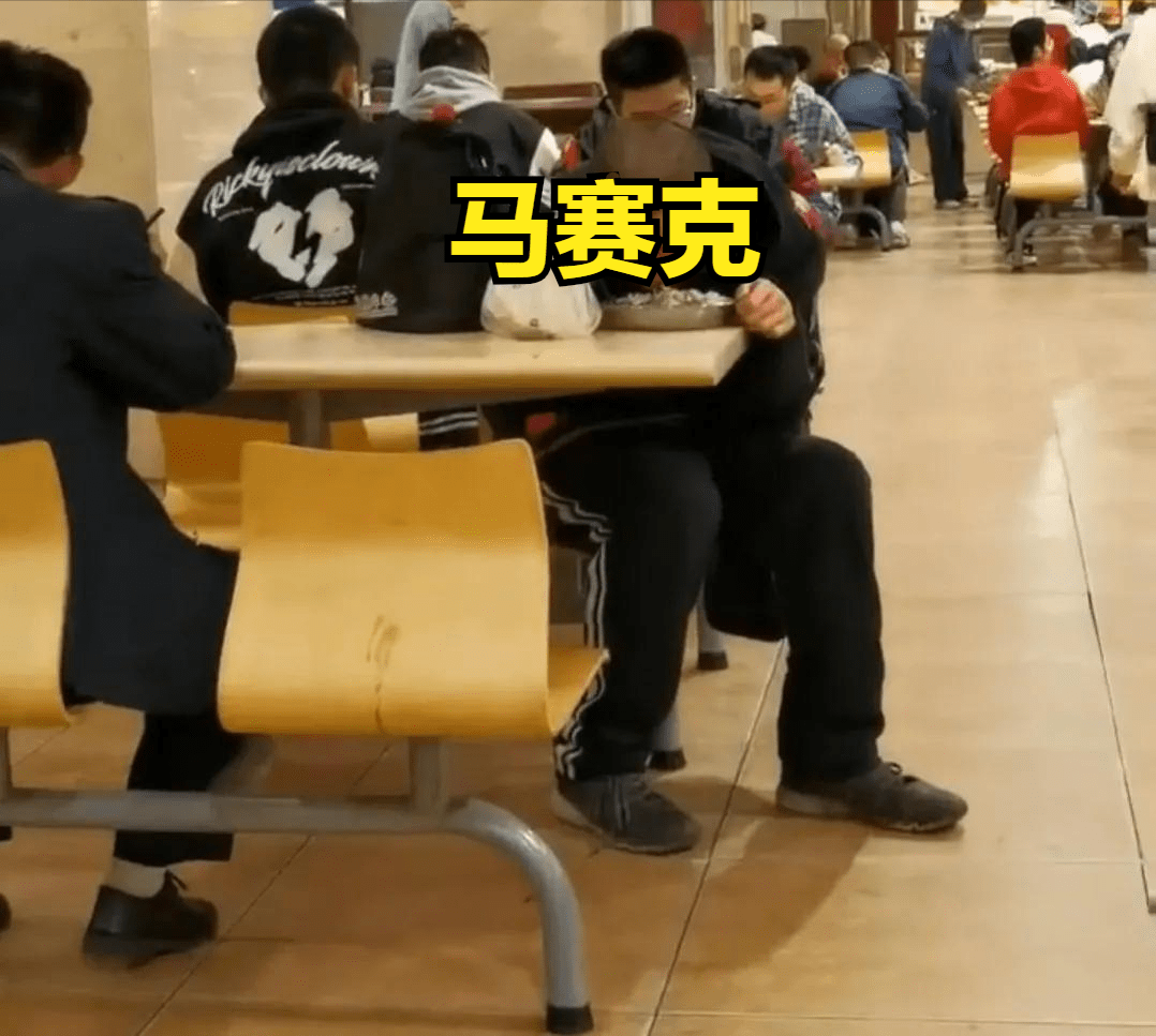 韦东奕终于“洗白”，北大学子真实评价，为其教学能力说公道话-韦东奕 imo