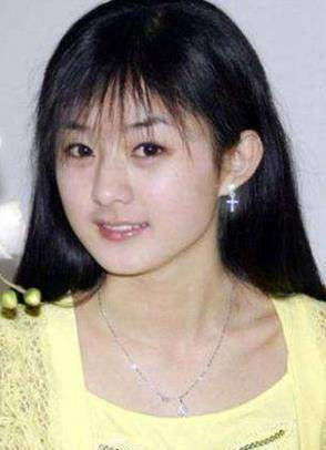 赵丽颖新照被指认"像"杨幂,神态动作让人分不清_头发_营养_情况