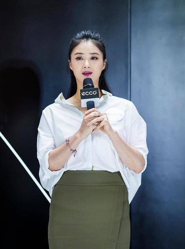 蒋欣突然"暴瘦30斤"背后的原因竟然是?_身材_动作_要领