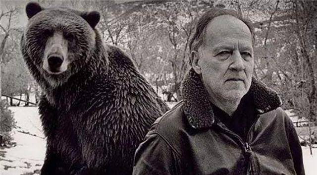 有感情,护熊13年却因此丧生,死前录音为什么禁播_提摩西_灰熊_时候