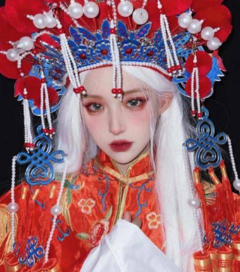 机智张回应整容,用手按压鼻子用力太猛都红了,网友:人品最重要_长相