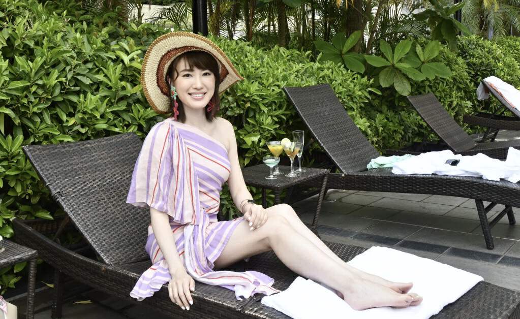 tvb小花与实力戏骨再结缘,两人曾合作激情戏引热议_蒋家旻_比基尼