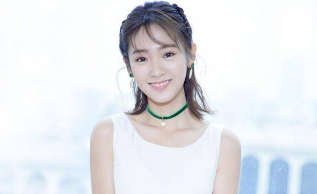 后,邢菲又一恋爱剧来袭,男主颜值挺满意不输林一_暖暖_梁靖康_新剧