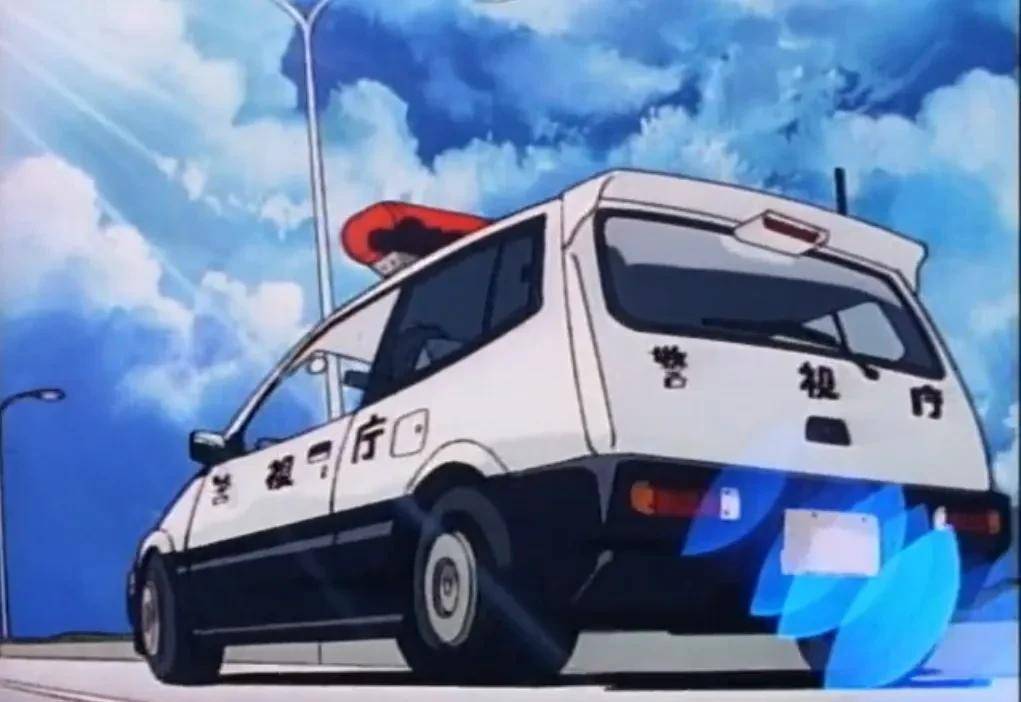 美女就得配香车,《逮捕令》夏实,美幸们贴单抓人用车大赏鉴_丰田