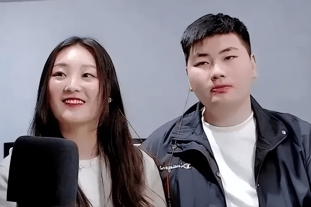 公公再有本事又如何?自己的男人就如同马尾巴串豆腐一点也提不起来.