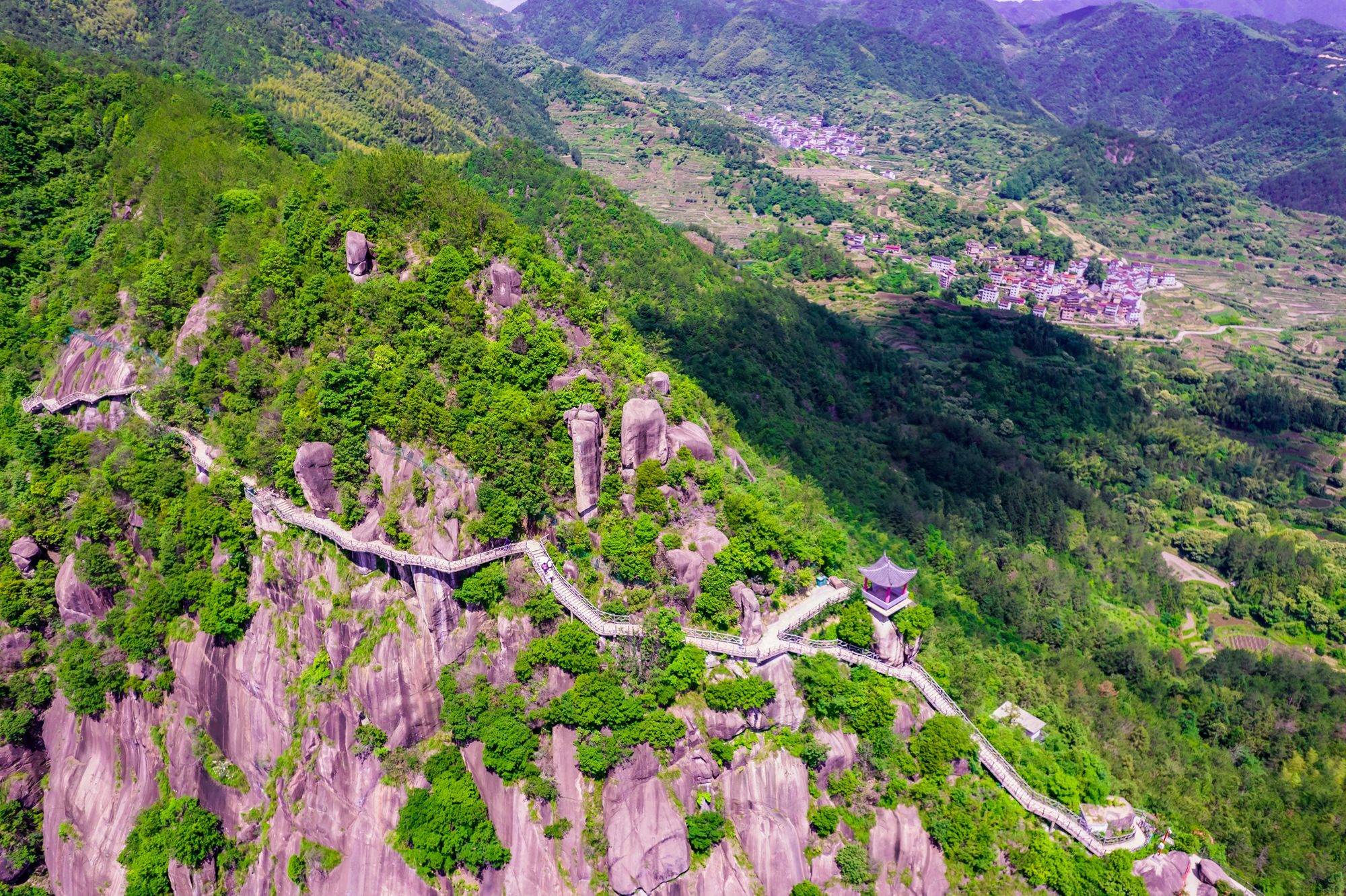 浙江丽水蛟龙大峡谷,小众又惊险的江南秘境,是夏季避暑的好去处_栈道