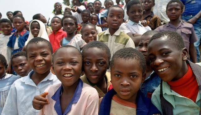 具有东方韵味的喀麦隆美女,凸凹有型,带你了解真实的喀麦隆现状_妻子