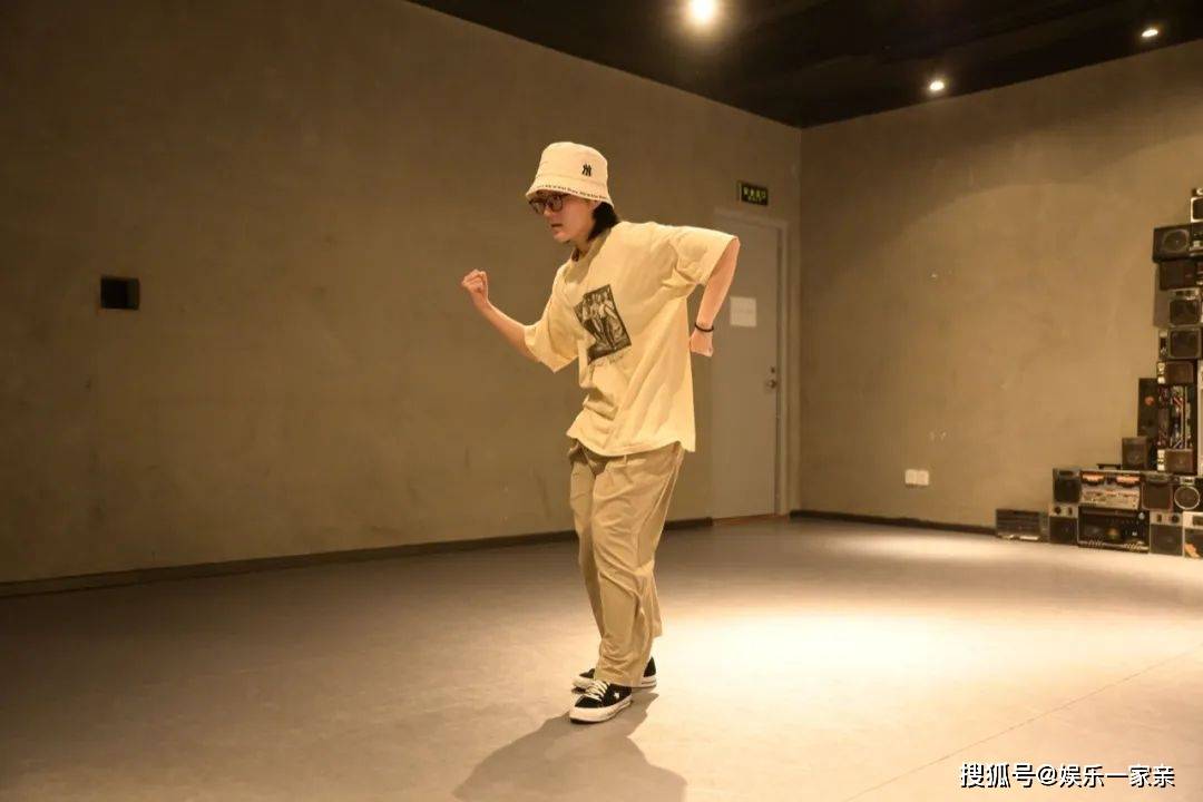 现在叶音个人资料简介,跳的舞种是什么和在街舞圈什么水平大家都清楚