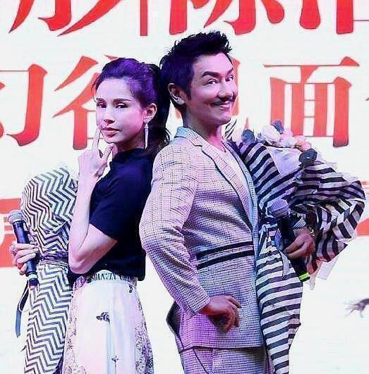 李若彤陈浩民时隔23年再同框,李若彤没变,陈浩民这脸怎么了?