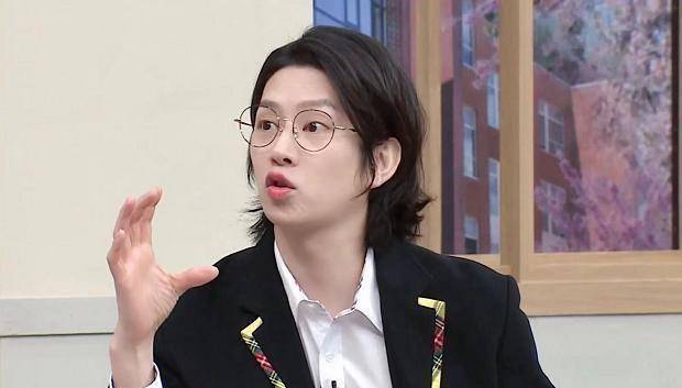 李秀满不愧是南韩第一颜控,随便哪个艺人单独出来,都能担当门面_满叔