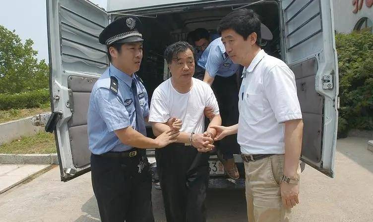 2007年,山东发生离奇爆炸案,警方审讯后发现:幕后主使竟是高官_陈志