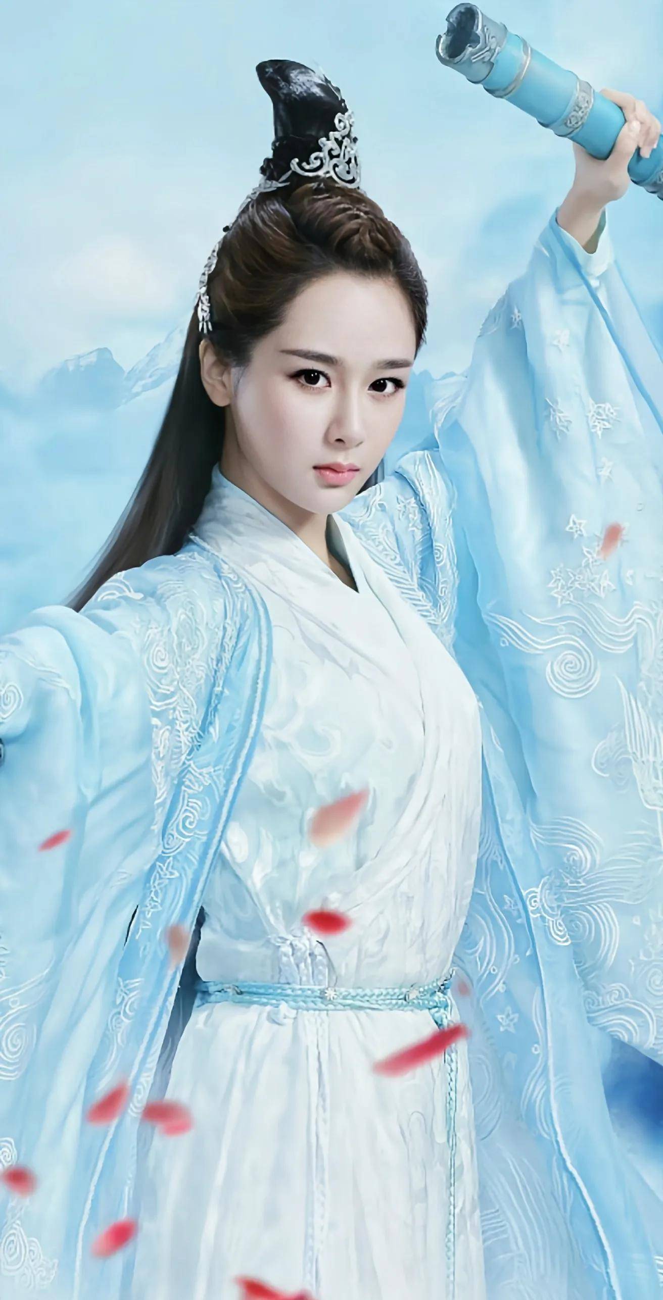 杨紫,似仙界飘落凡尘的芙蓉,超高清美图一张靓过一张_肌肤_古装_美人