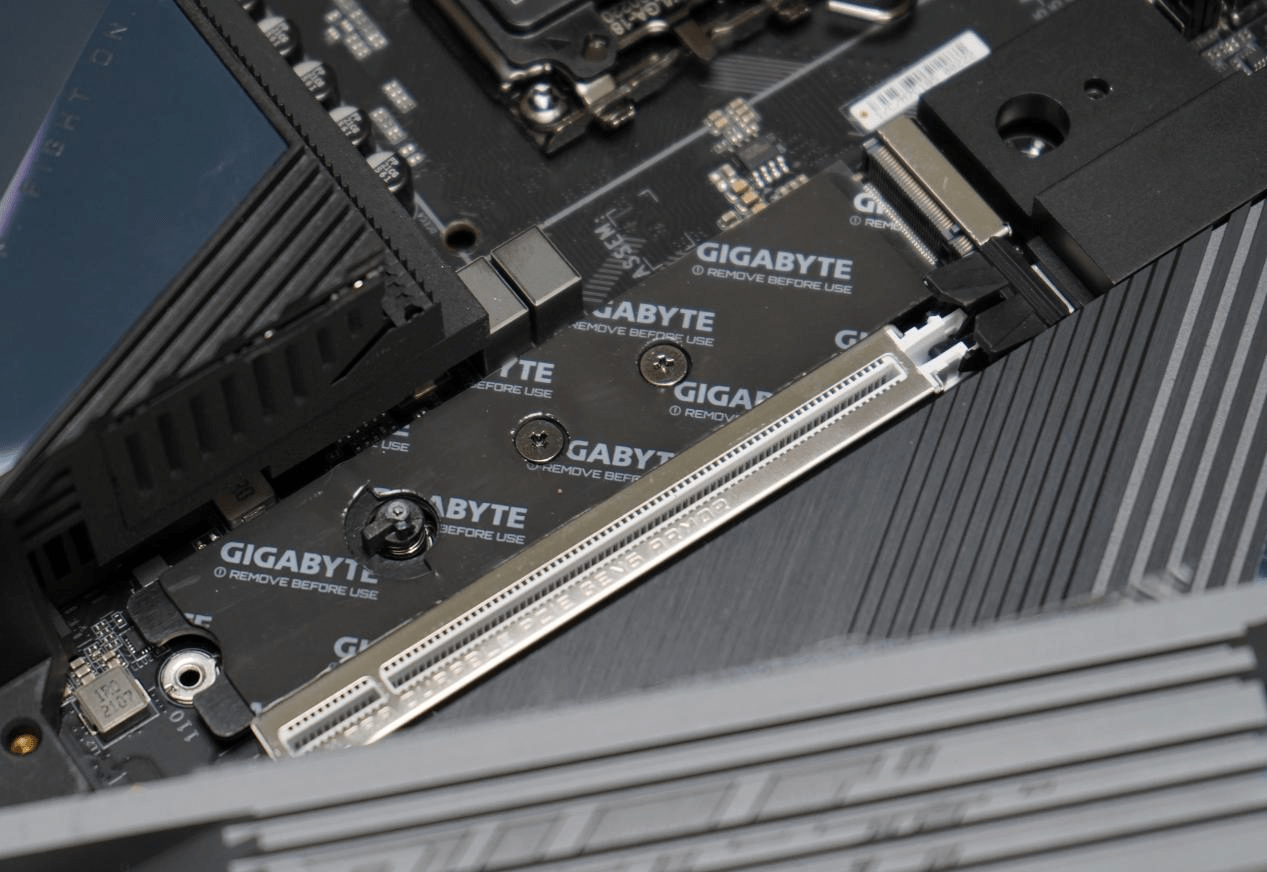 技嘉超级雕z790 aorus master主板详细评测:为旗舰i9保驾护航_散热