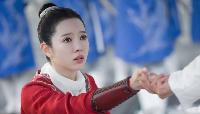 吕小雨新剧《青青子衿》开机,搭档范世錡,还有"魔仙小蓝"_雨婷_角色