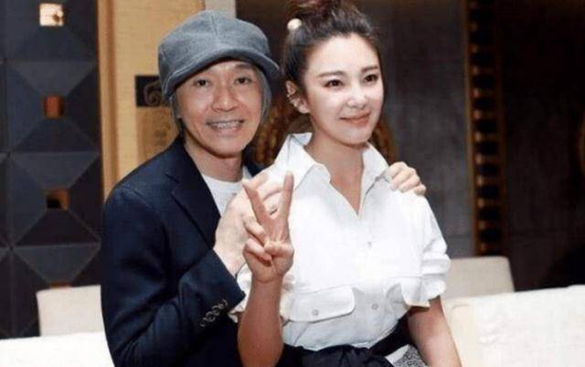 林允卡点为周星驰庆生,不愧是星爷公司发展最好的"星女郎"_黄圣依