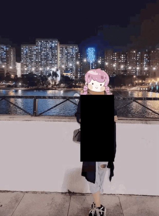 在网络上发布视频和照片时候还声称自己是:"良家妇女"就是"喜欢露出".