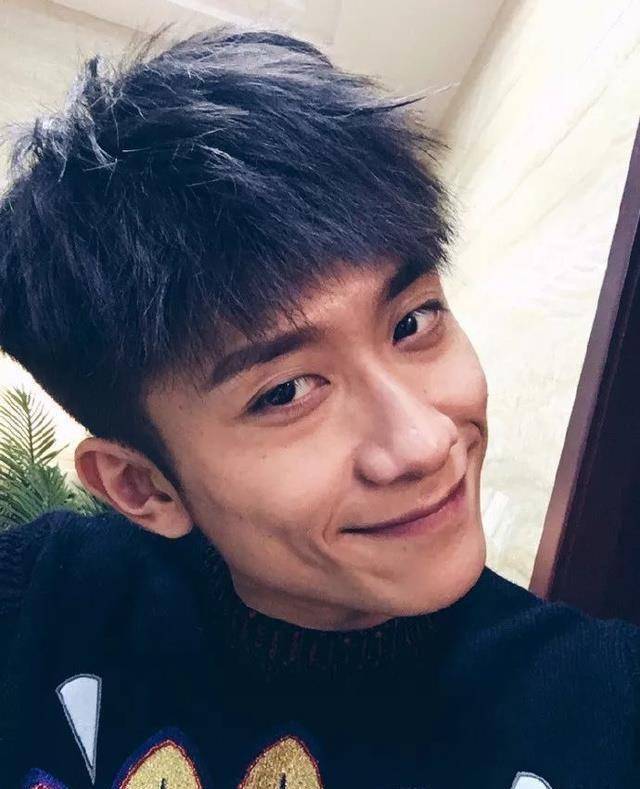 刘昊然,杨洋,tfboys,张一山告诉你……直男拍照是种什么样的体验?