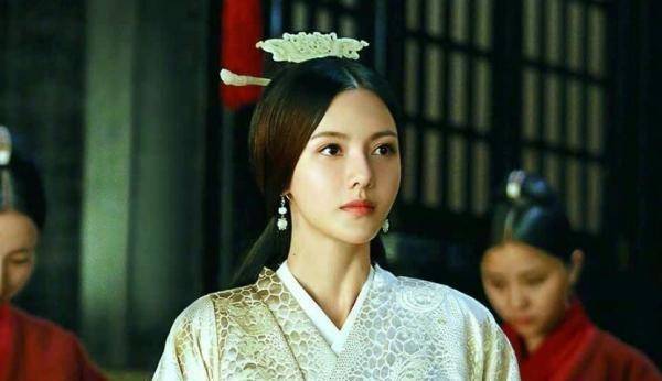 曾经和金瀚谈恋爱的女孩,如今凭借《玉楼春》出圈_张芷溪_因为_实力