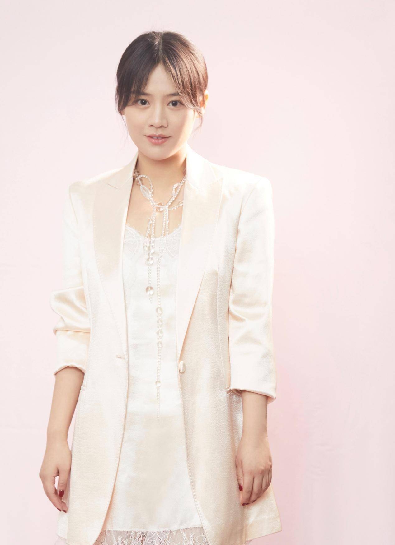 马思纯胖到不敢认!