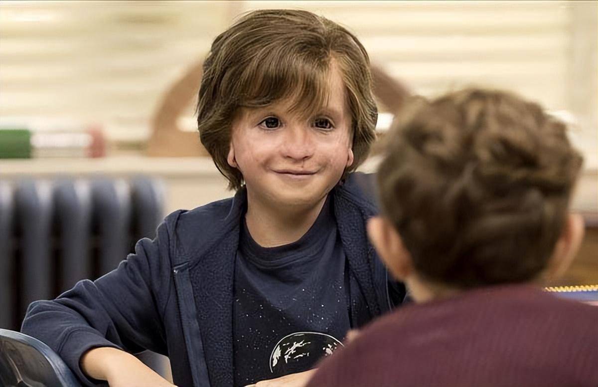 欧文·威尔逊:父亲形象与男性角色在《奇迹男孩》中的塑造_家庭_情感